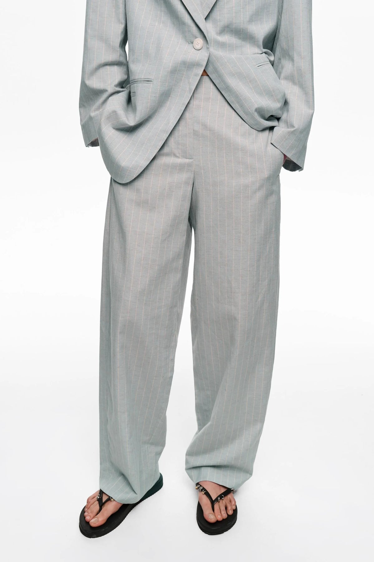 34