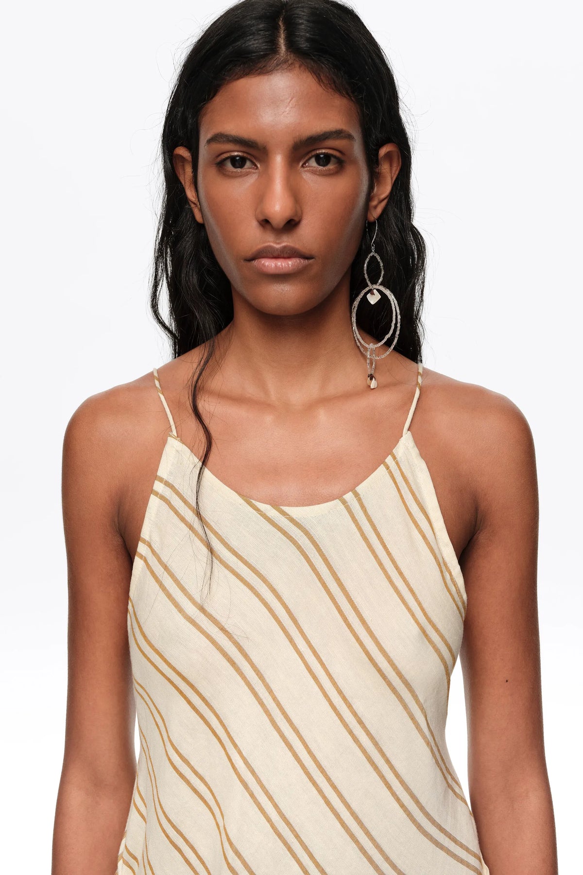 XS